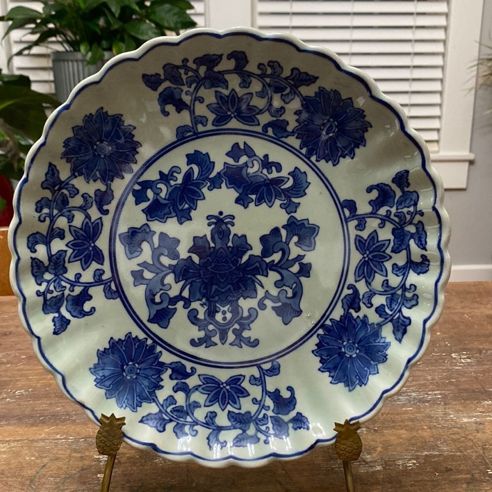 Vintage Heavyweight Japan Made Dinner Plate 10 1/4” Scalloped - Picture 2 of 5